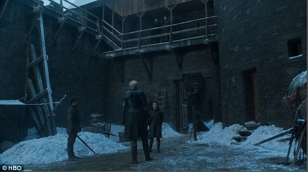 432CFC0400000578-4783066-image-a-62_1502481335218